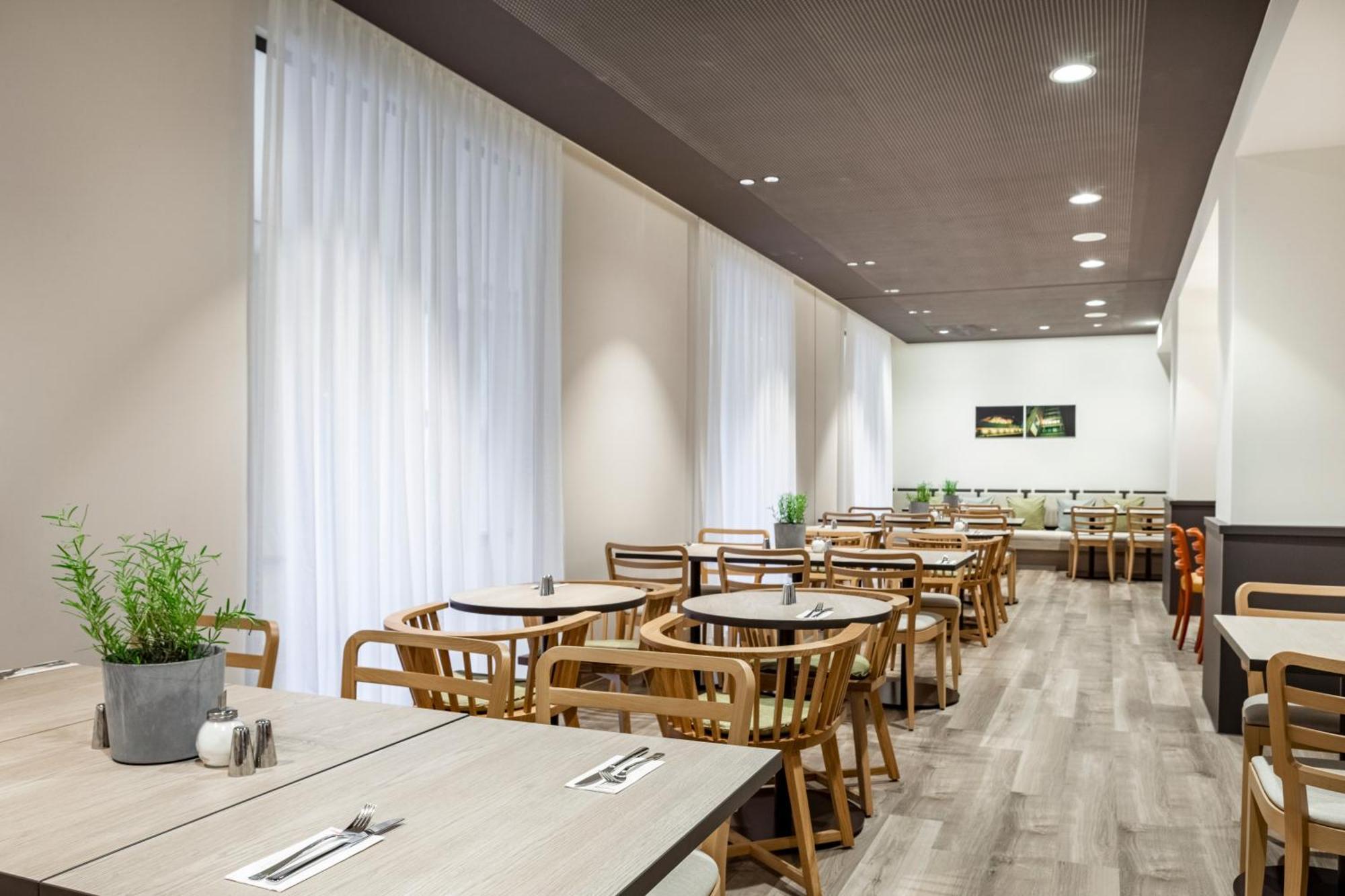 Intercityhotel Дортмунд Екстериор снимка